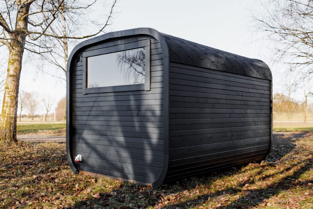 3,5 m große Würfelsauna mit Vorraum