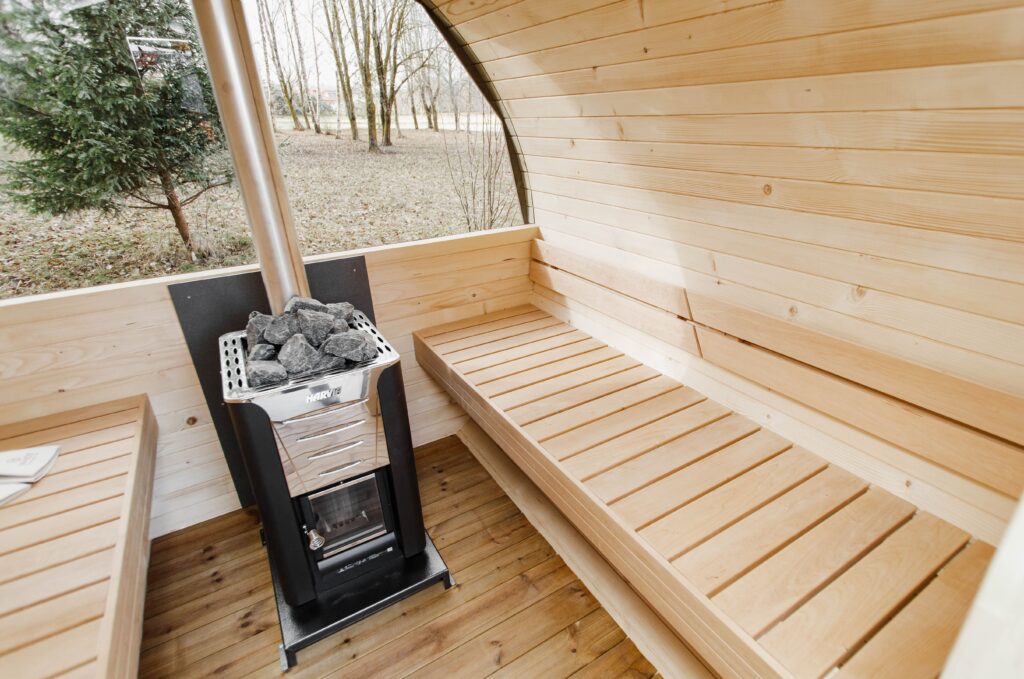 3M Rundsauna mit Terrasse