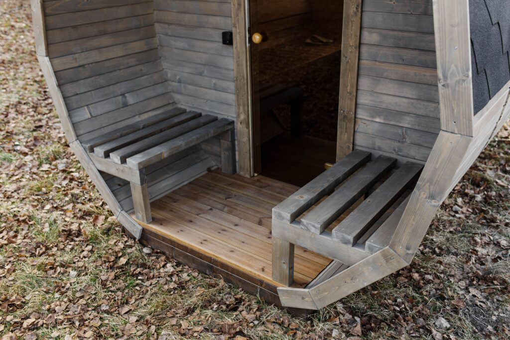 3M Rundsauna mit Terrasse