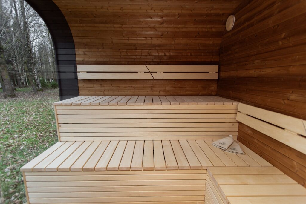 LUX – VIP-Sauna mit Vorraum 245×340