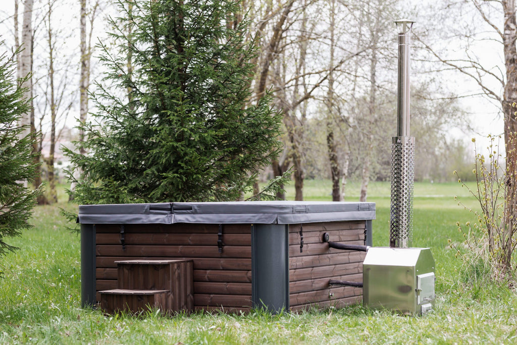 Quadratischer Acryl-Whirlpool (mit Außenheizung) 220×220 mm – Fichtenholz