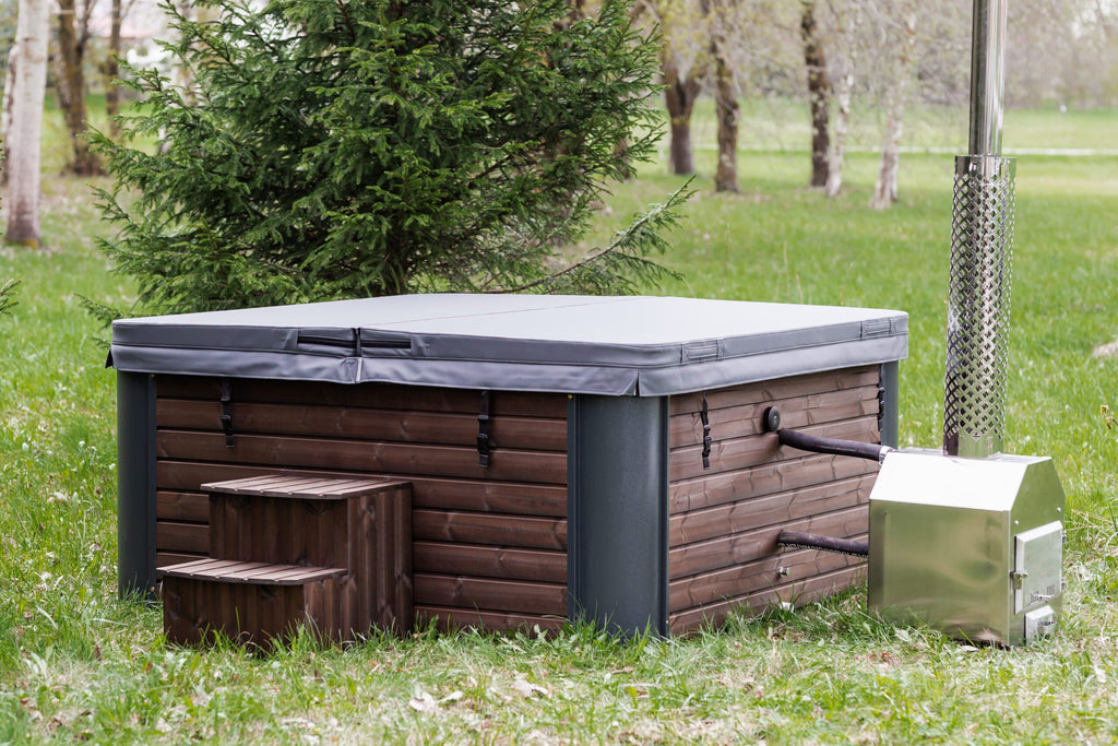 Quadratischer Acryl-Whirlpool (mit Außenheizung) 220×220 mm – Fichtenholz