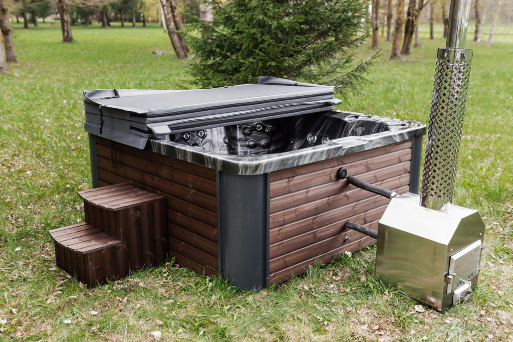 Quadratischer Acryl-Whirlpool (mit Außenheizung) 220×220 mm – Fichtenholz