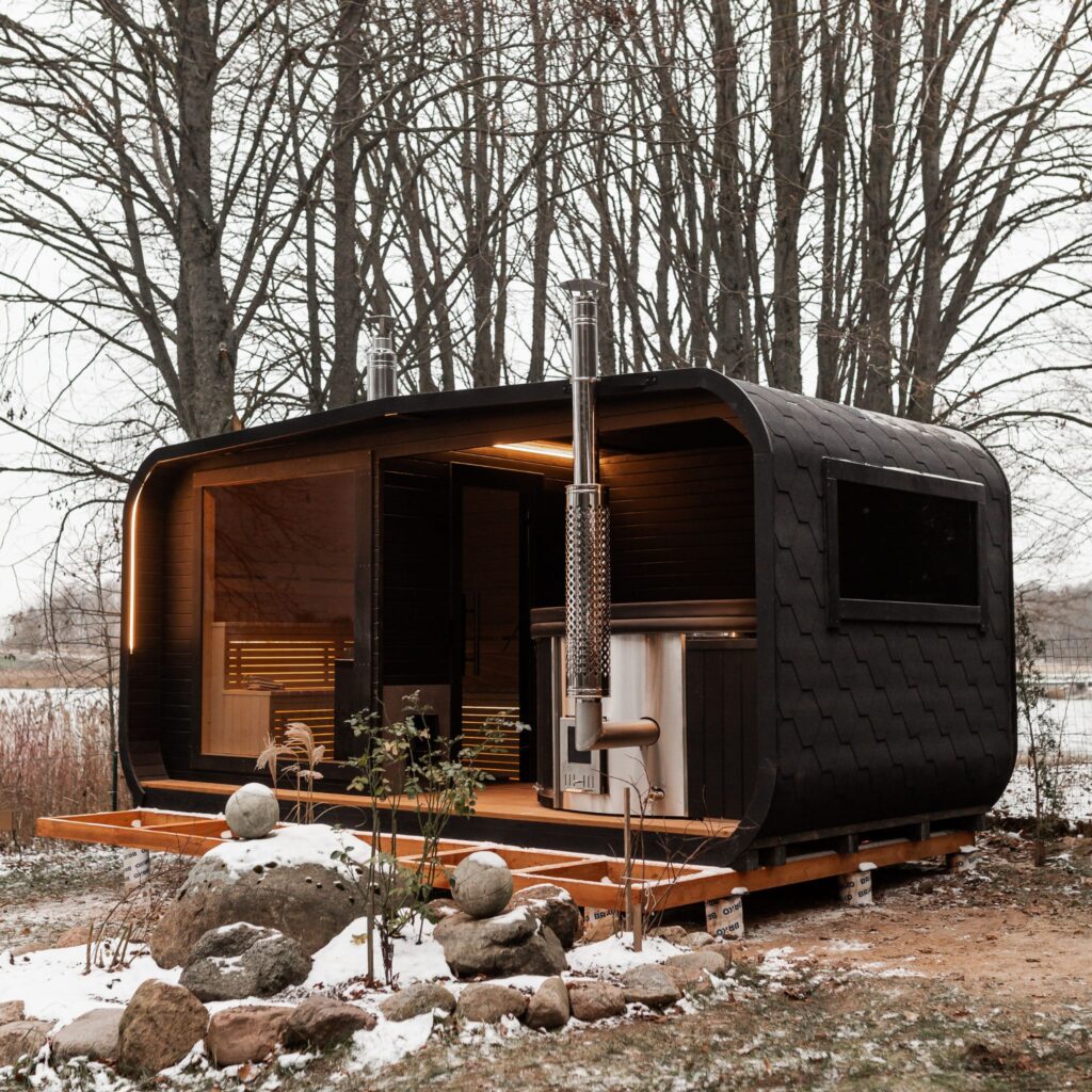 2-in-1 LUX Sauna + Whirlpool