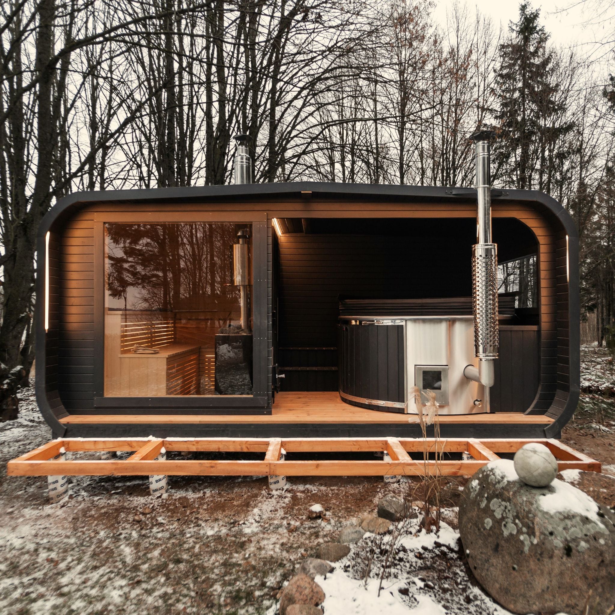 2-in-1 LUX Sauna + Whirlpool