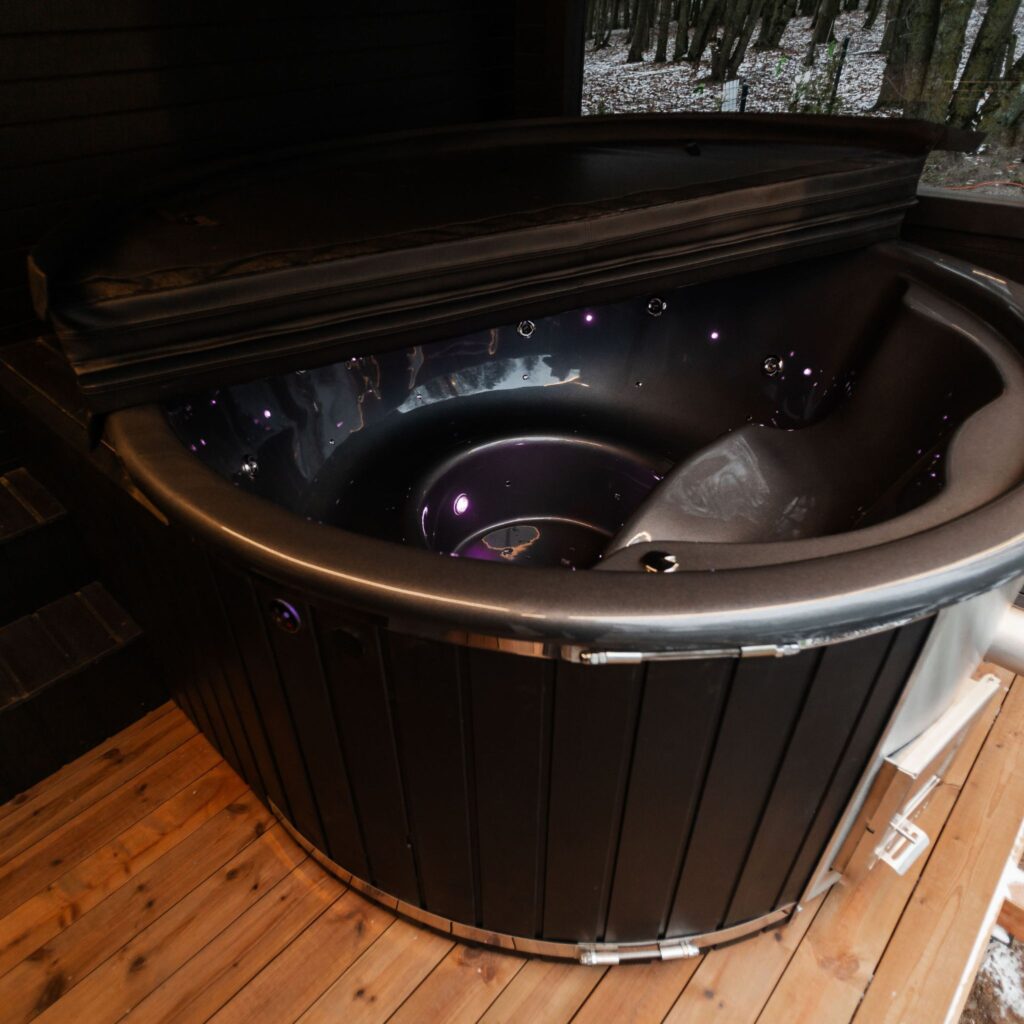 2-in-1 LUX Sauna + Whirlpool