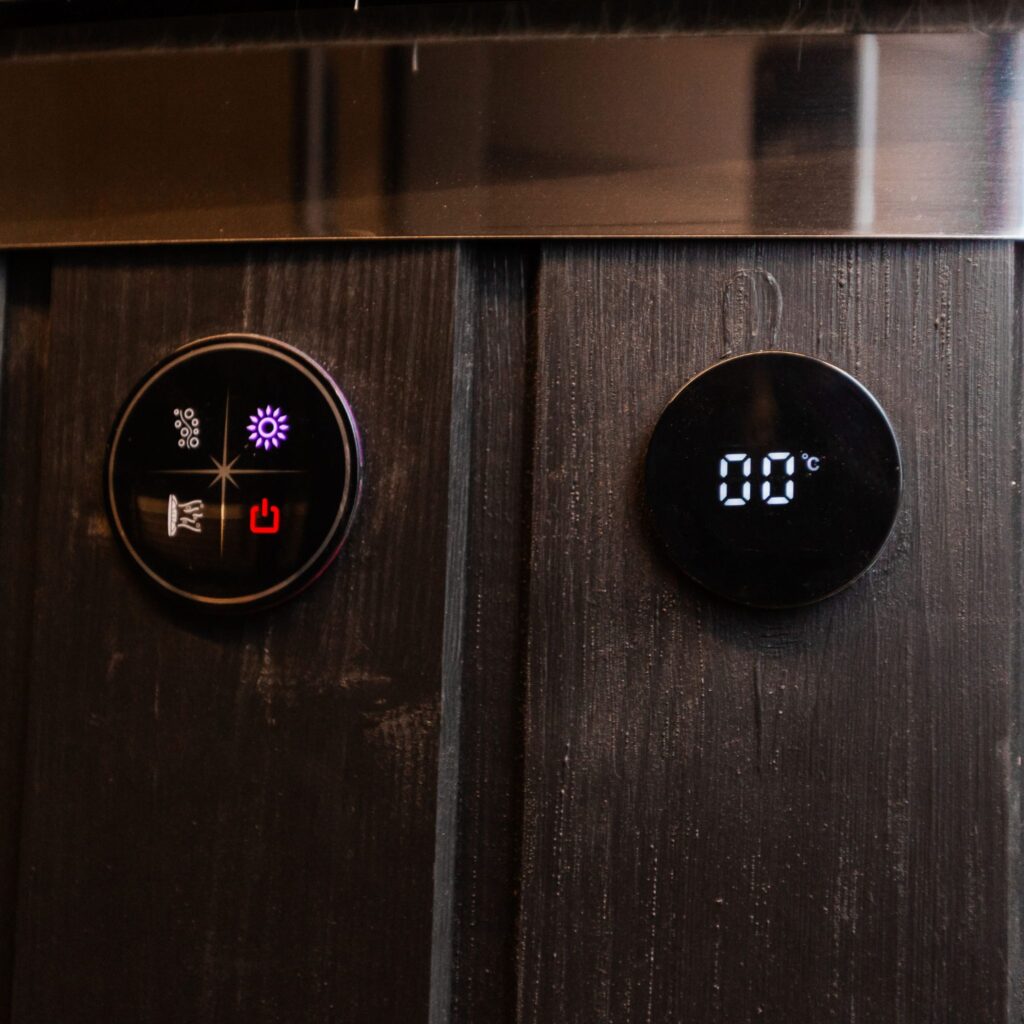 2-in-1 LUX Sauna + Whirlpool