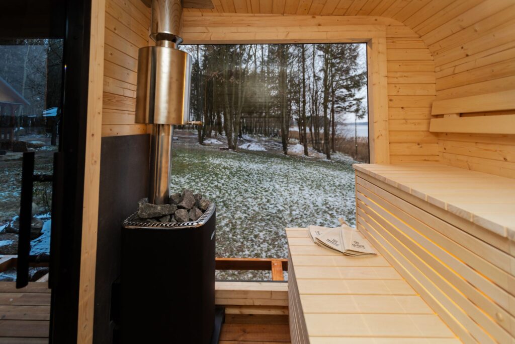 2-in-1 LUX Sauna + Whirlpool