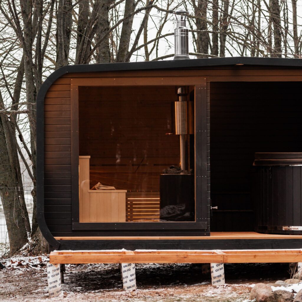 2-in-1 LUX Sauna + Whirlpool