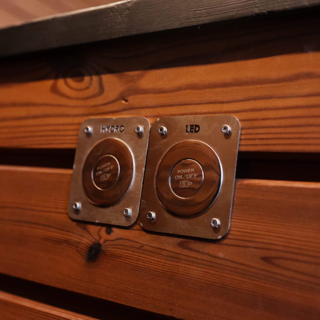 2-in-1 ModulSpa – Thermoholz