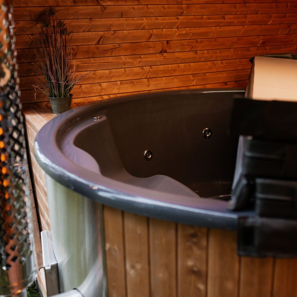 2-in-1 Oasis Sauna + Whirlpool