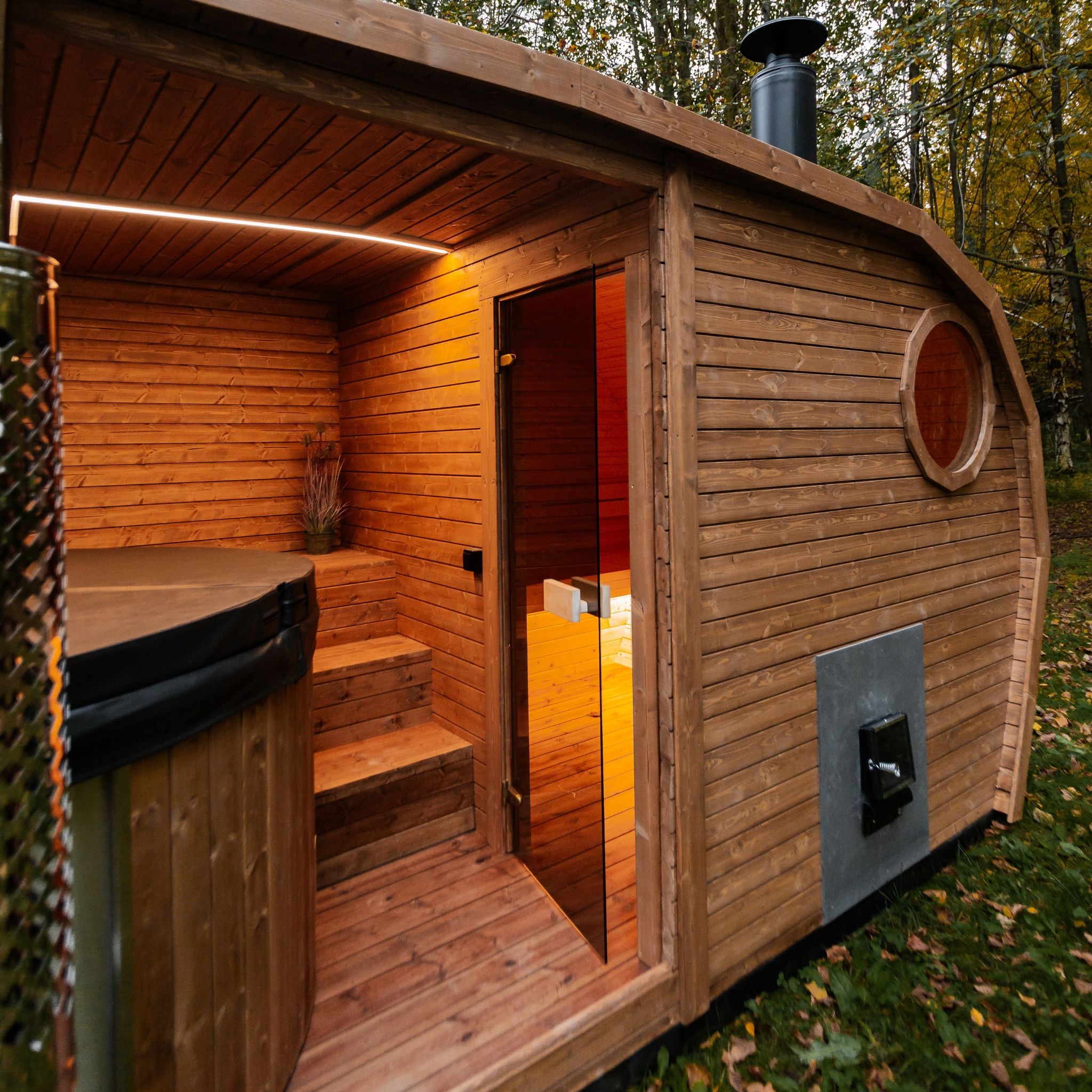 2-in-1 Oasis Sauna + Whirlpool