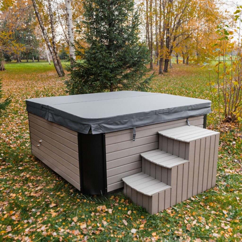 Quadratischer Acryl-Whirlpool (mit integrierter Heizung) 245×245 mm – Fichtenholz