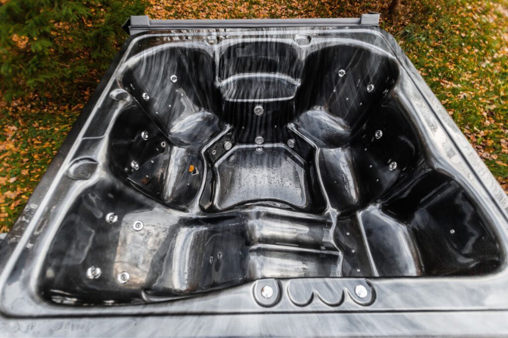 Quadratischer Acryl-Whirlpool (mit integrierter Heizung) 245×245 mm – Fichtenholz