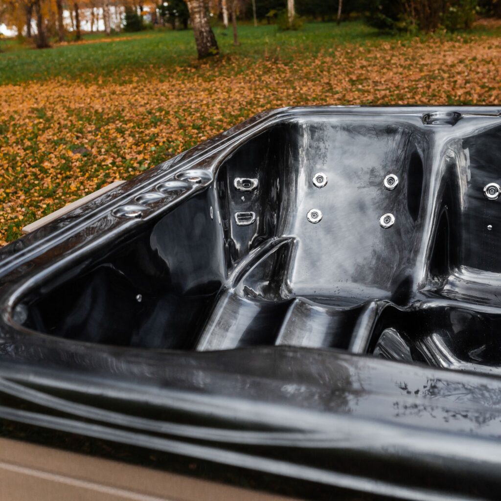 Quadratischer Acryl-Whirlpool (mit integrierter Heizung) 245×245 mm – Fichtenholz