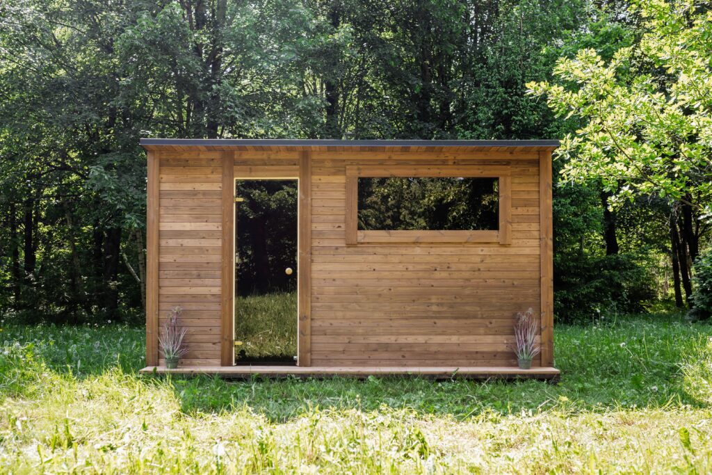 Quadratische Sauna (400 x 240 cm) mit Vorsauna