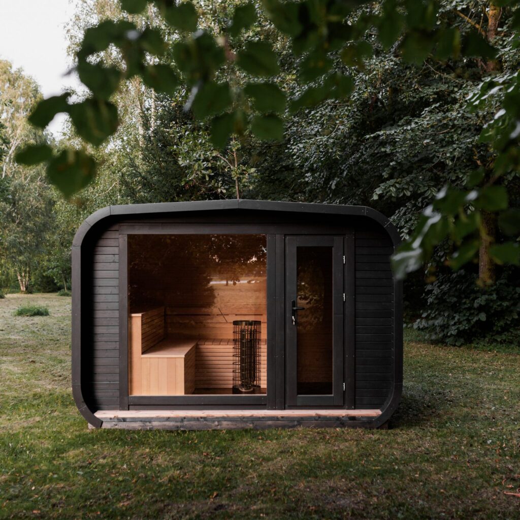 LUX Sauna mit Vorraum 245×500