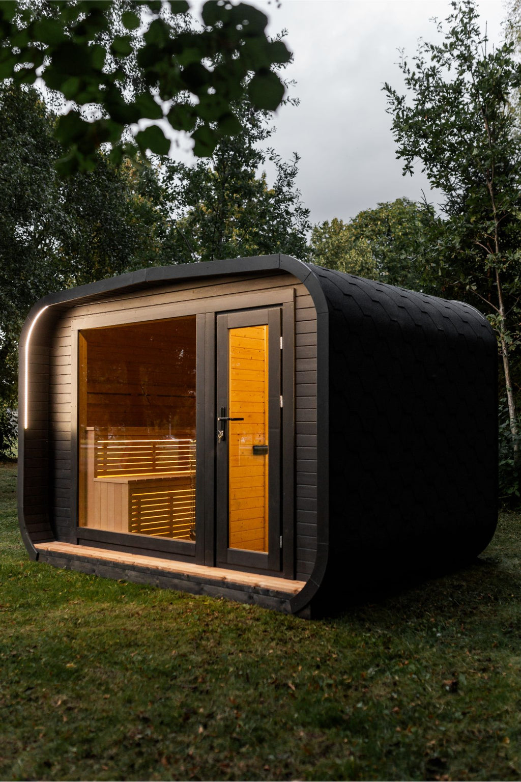 LUX Sauna mit Vorraum 245×500