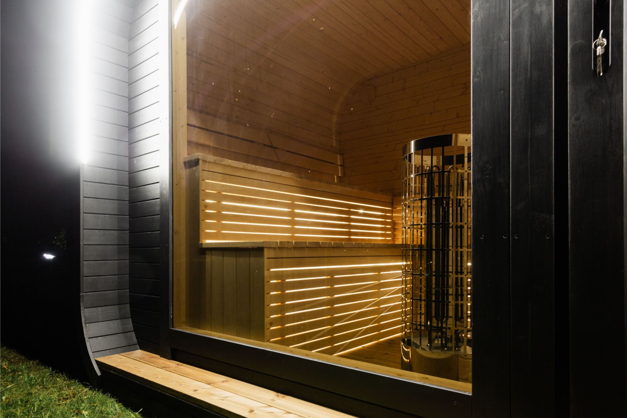 LUX Sauna mit Vorraum 245×500