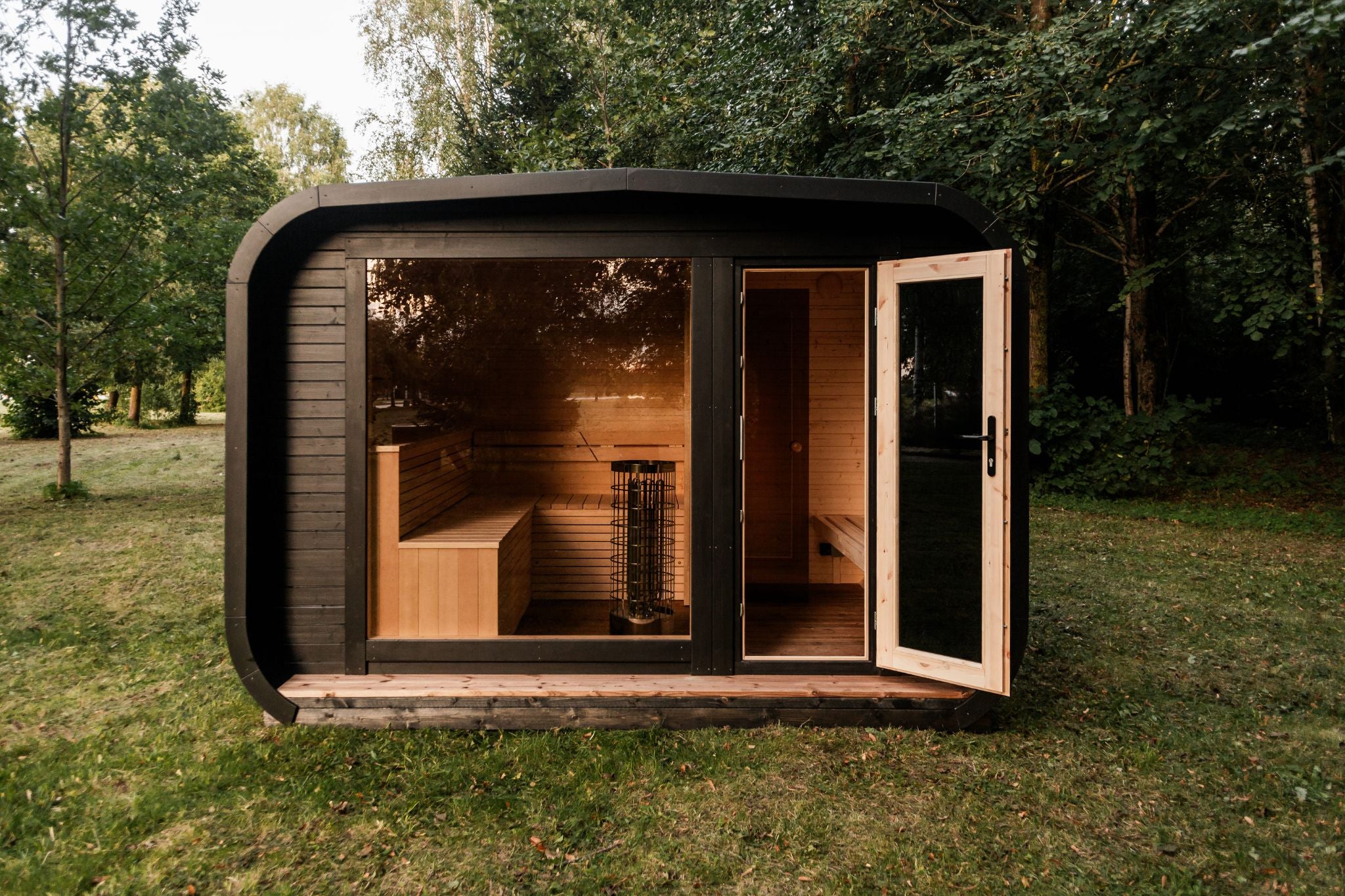 LUX Sauna mit Vorraum 245×500
