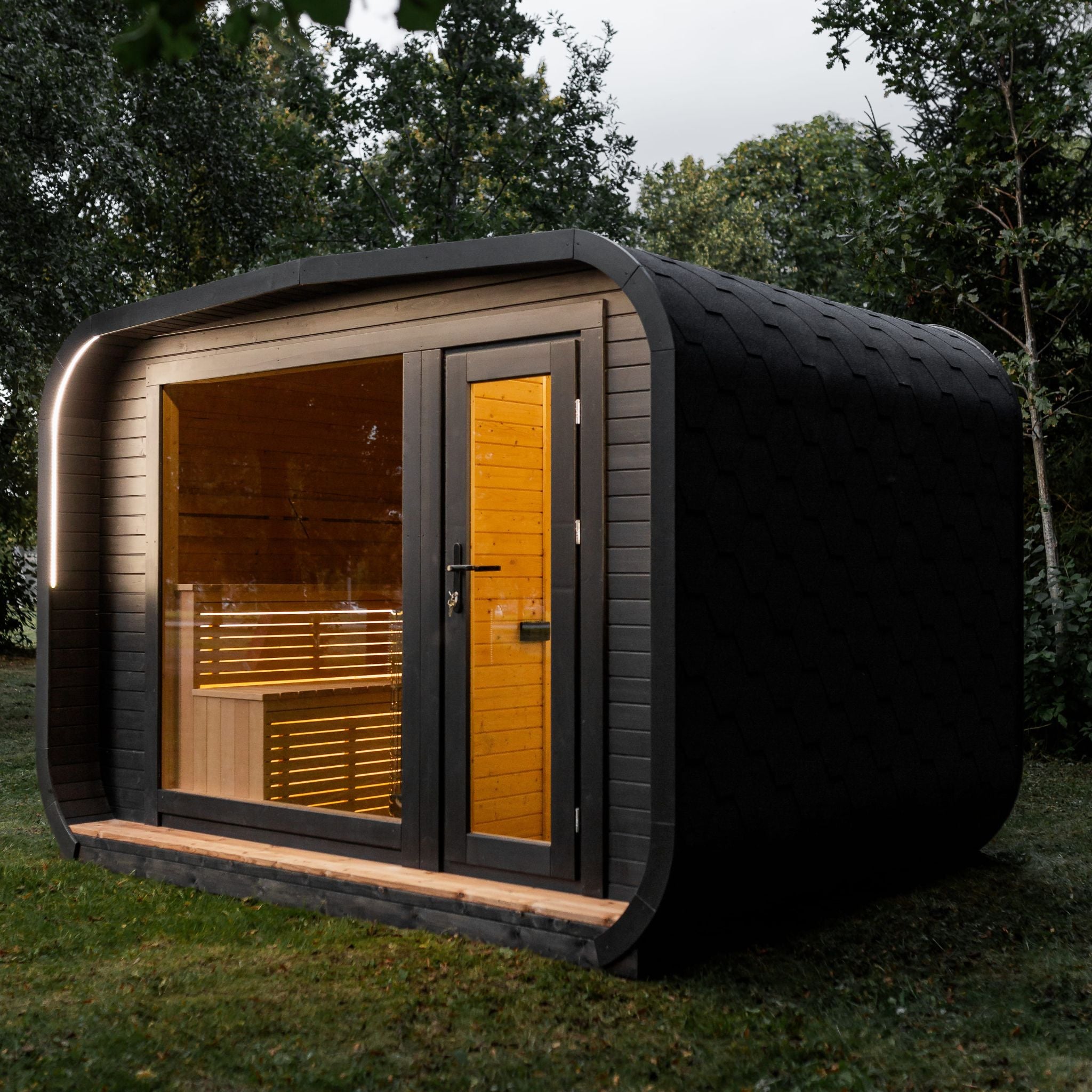LUX Sauna mit Vorraum 245×600