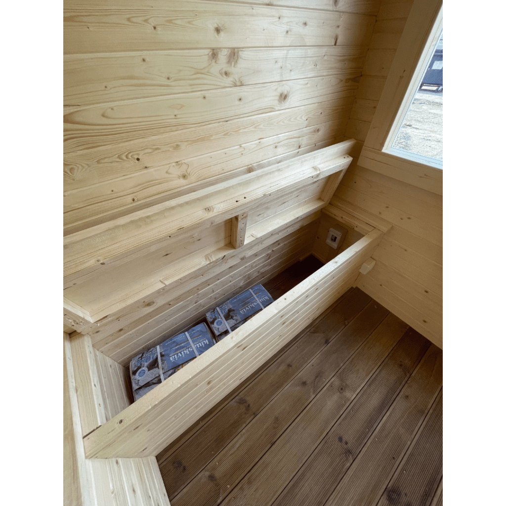 Quadratische Sauna (400 x 240 cm) mit Vorsauna