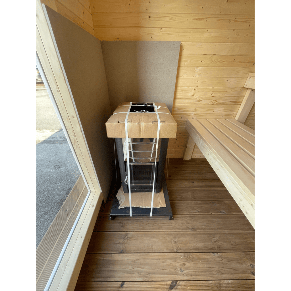 Quadratische Sauna (400 x 240 cm) mit Vorsauna